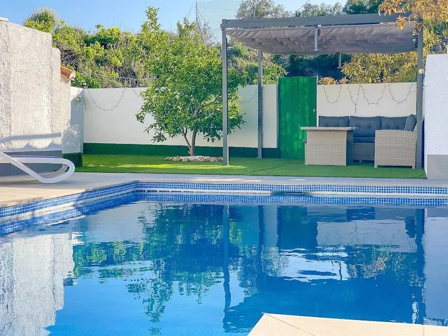 Cozy Cottage In Nerja , Malaga. Private Pool. Wifi